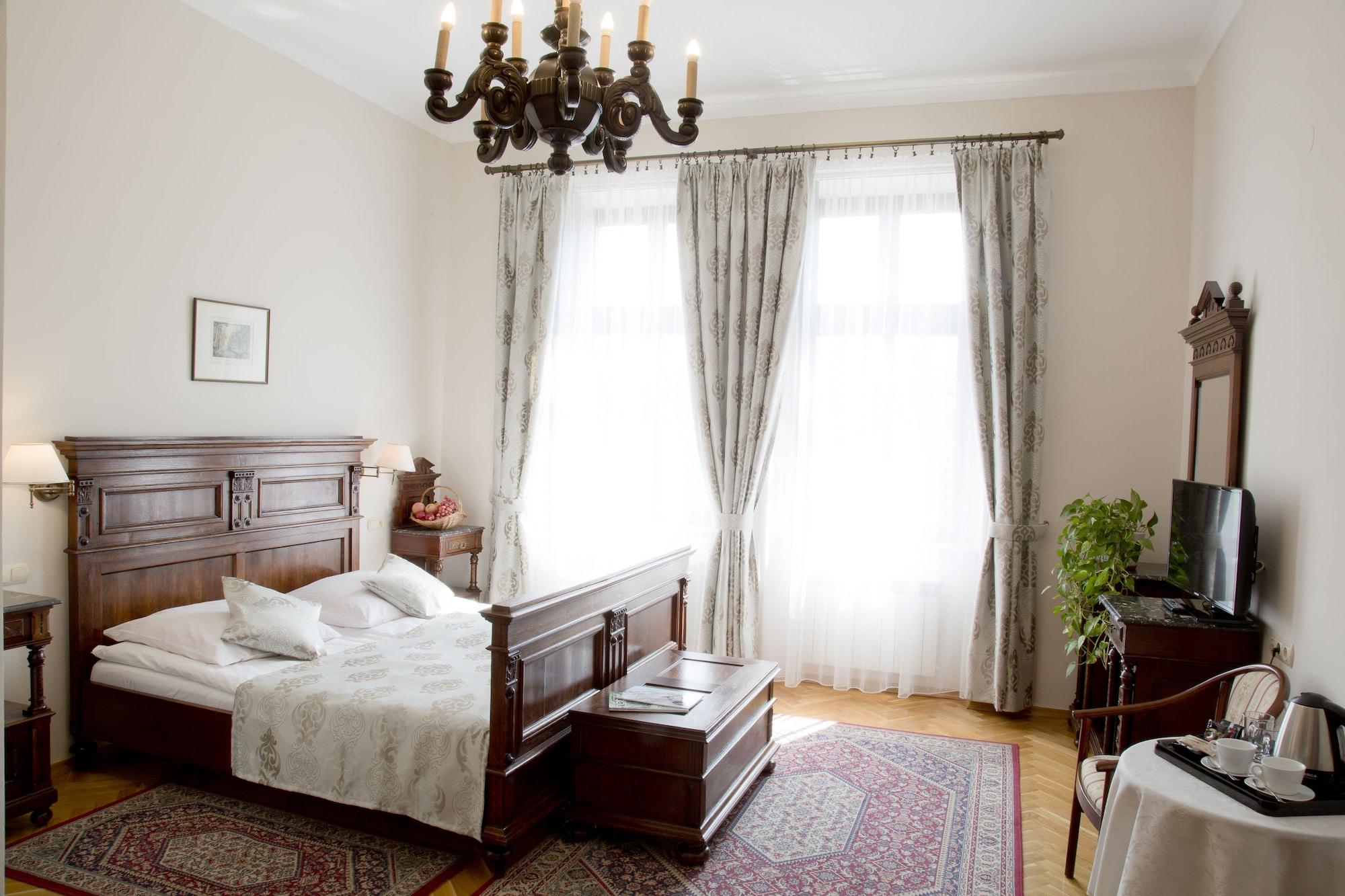 Aparthotel Basztowa Kraków Exteriör bild