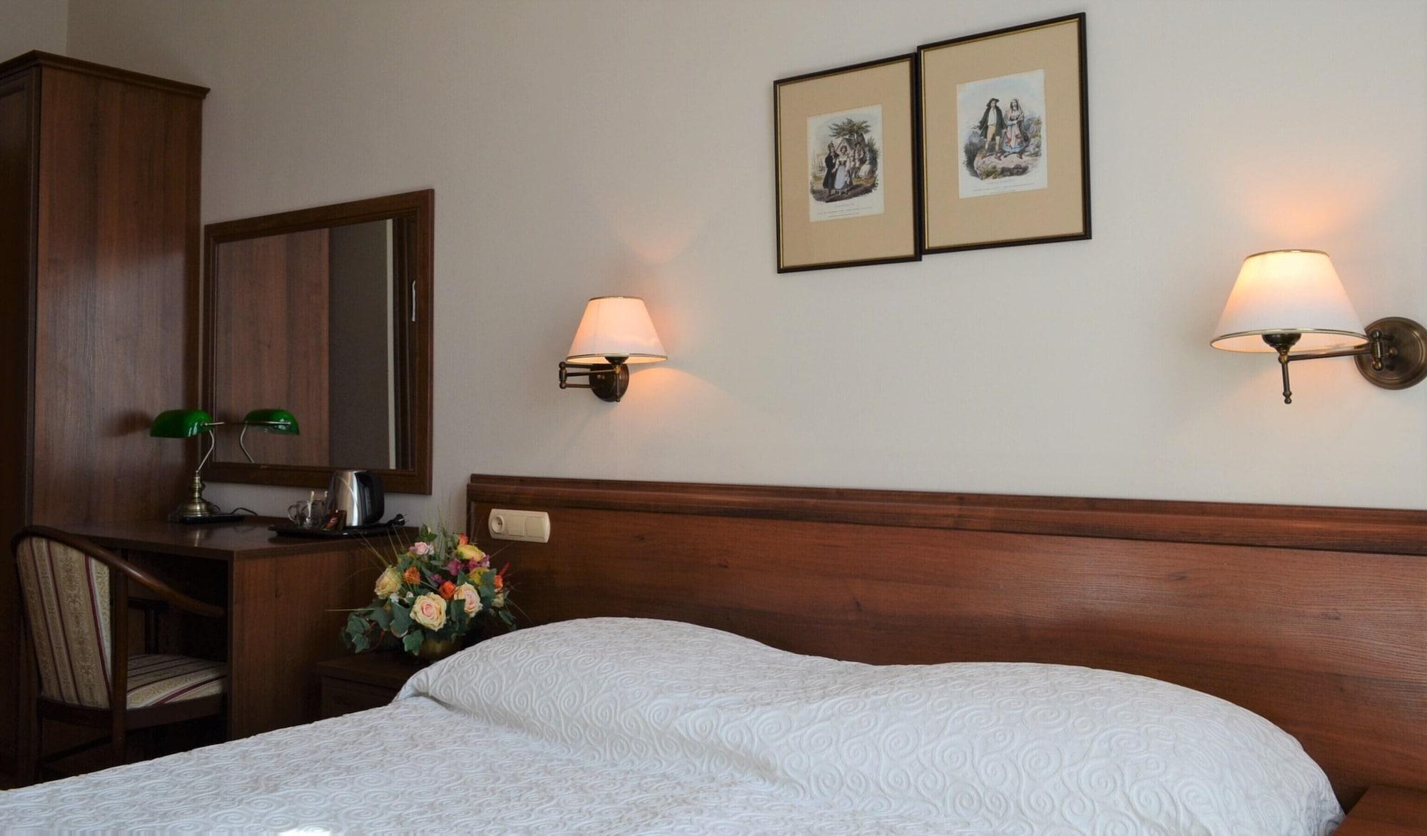 Aparthotel Basztowa Kraków Exteriör bild