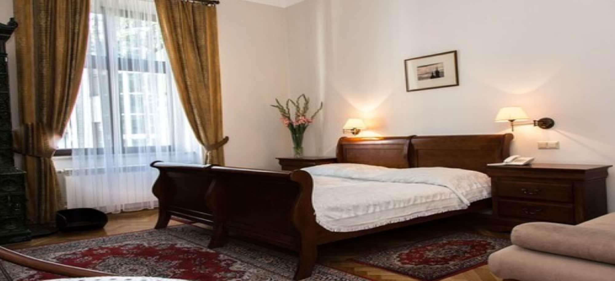 Aparthotel Basztowa Kraków Exteriör bild