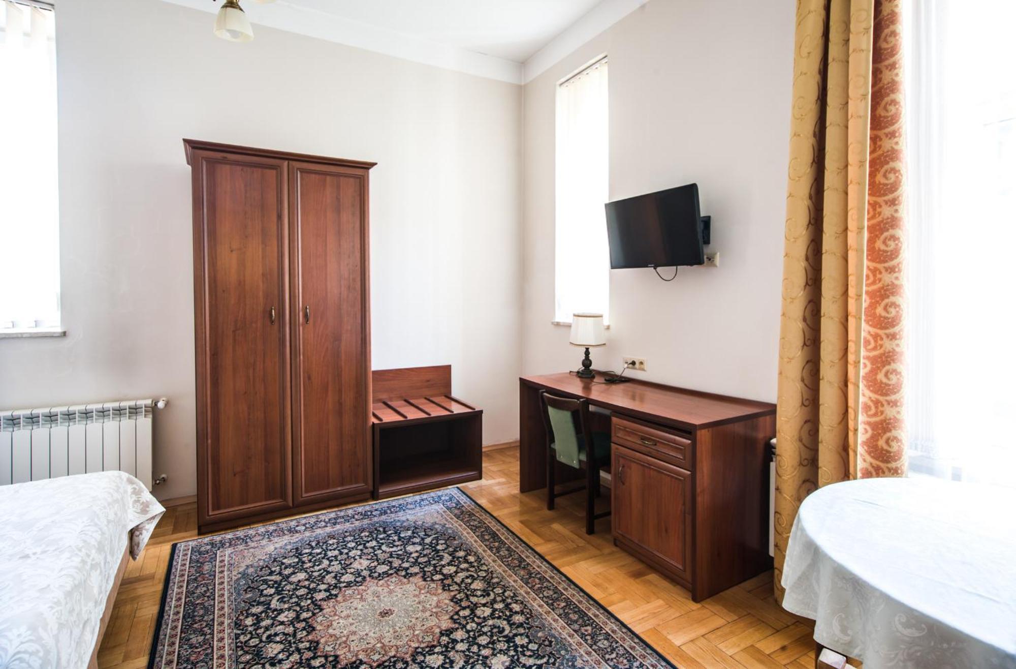 Aparthotel Basztowa Kraków Exteriör bild