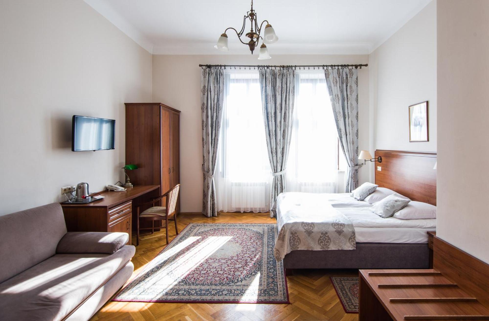 Aparthotel Basztowa Kraków Exteriör bild