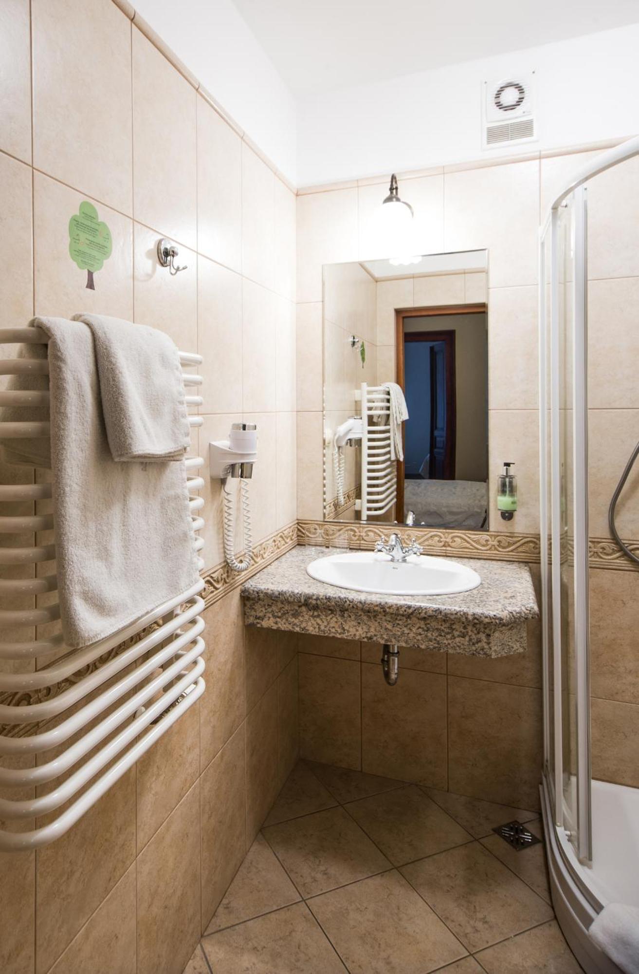 Aparthotel Basztowa Kraków Exteriör bild