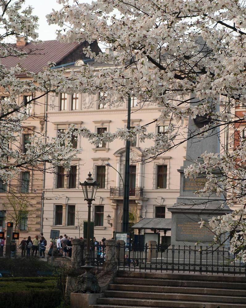 Aparthotel Basztowa Kraków Exteriör bild